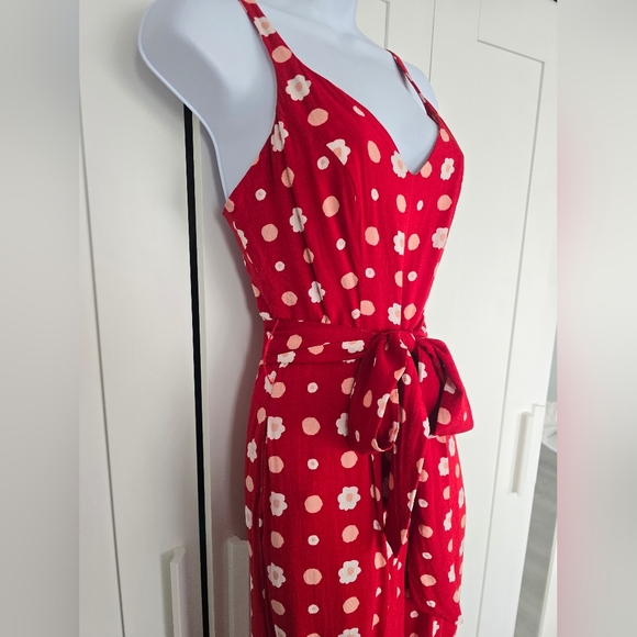 NWOT Rare Collectif Bright & Beautiful Jayleen Jumpsuit in Red Floral Dots - Picture 4 of 12